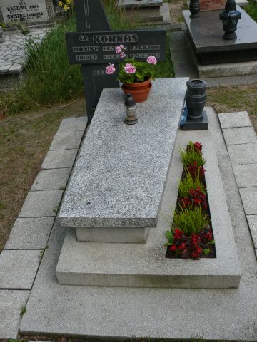 Grób Monika Kornas