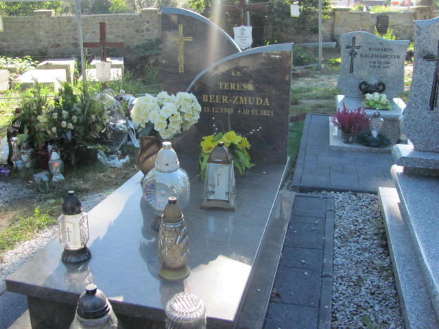 Teresa Beer-Zmuda 1948 Mikołów - Grobonet - Wyszukiwarka osób pochowanych
